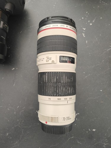 Canon 200mm f - 70-200mm, f/4